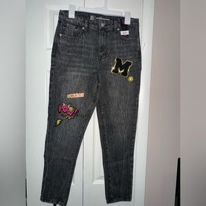 No Boundaries black/gray acid wash denim mom jeans